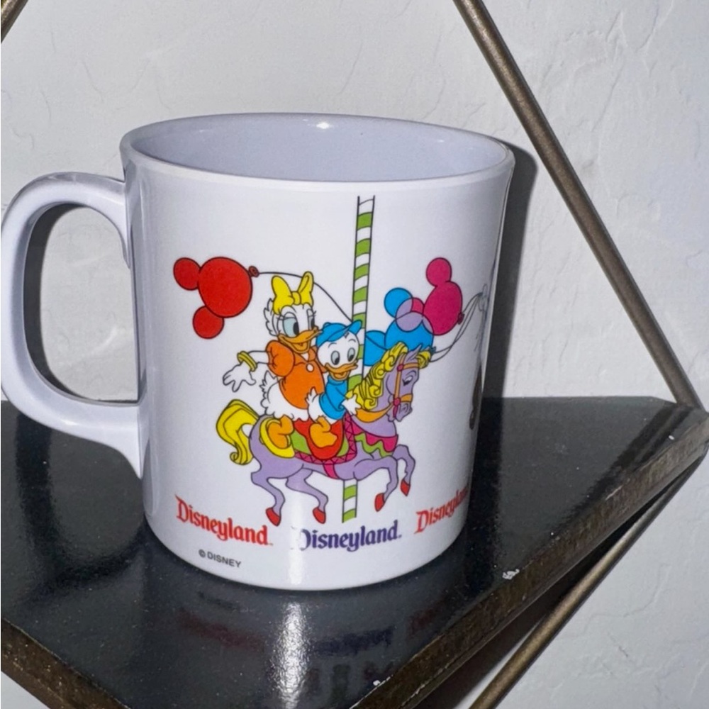 Vintage Disneyland melamine mug from the 1980s or 1990s.